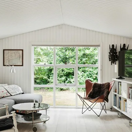 Beautiful In Asserbo's Wooded Area בית נופש *