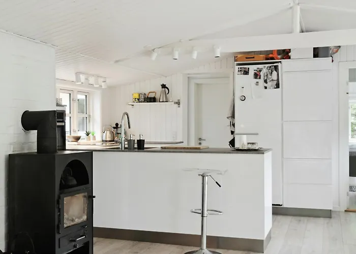 Vakantiehuis Beautiful In Asserbo's Wooded Area