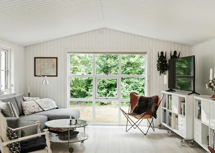 Beautiful In Asserbo's Wooded Area Vakantiehuis *