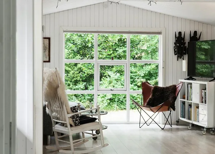 Beautiful In Asserbo's Wooded Area Vakantiehuis *